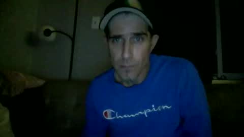 Snapshot of fouraide42 chatting on 12/26/24, 11:10 fouraide42 online show from 12/26/24, 11:10