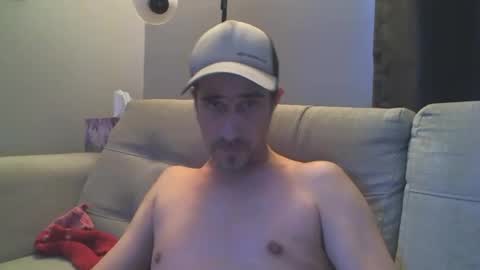 fouraide42 online show from 02/11/25, 09:56