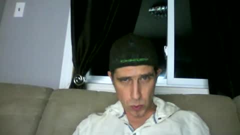 Snapshot of fouraide42 chatting on 02/22/25, 05:55 fouraide42 online show from 02/22/25, 05:55