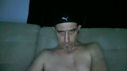 Snapshot of fouraide42 chatting on 02/27/25, 07:55 fouraide42 online show from 02/27/25, 07:55