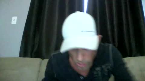 Snapshot of fouraide42 chatting on 02/14/26, 07:32 fouraide42 online show from 02/14/26, 07:32