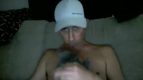 Snapshot of fouraide42 chatting on 02/25/26, 01:54 fouraide42 online show from 02/25/26, 01:54