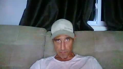 fouraide42 online show from 06/23/26, 06:55