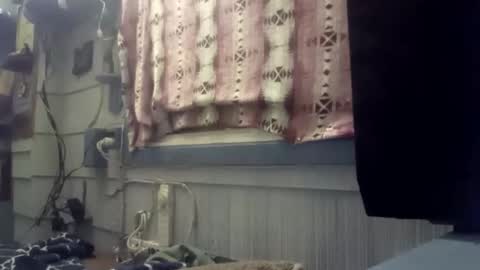 Snapshot of foxbodydave chatting on 11/23/25, 02:50 foxbodydave online show from 11/23/25, 02:50