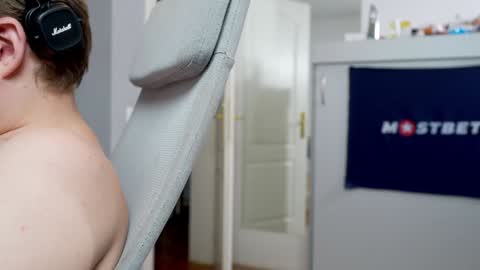 CUSTOM PHOTOS AND VIDEOS -  online show from 12/13/24, 02:16