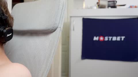 CUSTOM PHOTOS AND VIDEOS -  online show from 12/14/24, 02:21