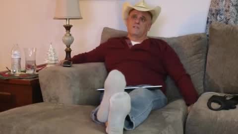 Hunter online show from 12/20/24, 03:58