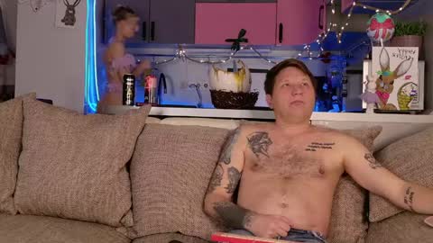 Snapshot of foxunion chatting on 03/29/26, 09:15 We are a couple Leo and Sofiayou are always welcome here online show from 03/29/26, 09:15