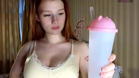 Petra online show from 03/25/26, 02:45