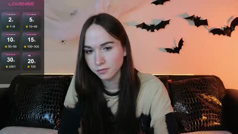 Snapshot of foxxy_girl_ chatting on 10/28/25, 07:16 andice online show from 10/28/25, 07:16