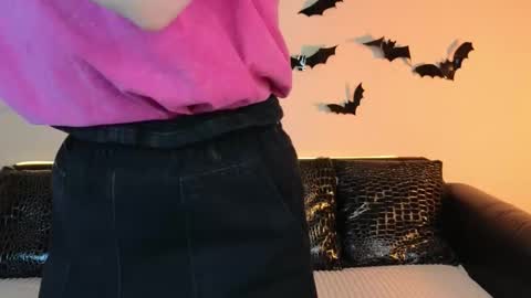 Snapshot of foxxy_girl_ chatting on 11/07/25, 06:46 andice online show from 11/07/25, 06:46