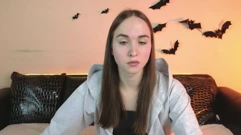Snapshot of foxxy_girl_ chatting on 11/09/25, 06:12 andice online show from 11/09/25, 06:12
