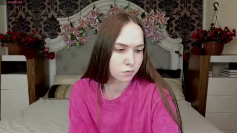 Snapshot of foxxy_girl_ chatting on 11/29/25, 05:10 andice online show from 11/29/25, 05:10