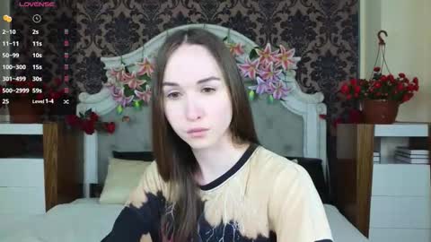 Snapshot of foxxy_girl_ chatting on 12/05/25, 11:41 andice online show from 12/05/25, 11:41