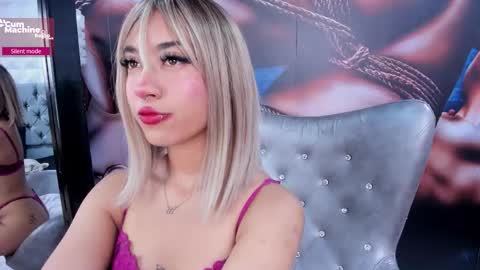 Snapshot of foxy_angelica chatting on 12/17/25, 11:16 Miss Angelica online show from 12/17/25, 11:16