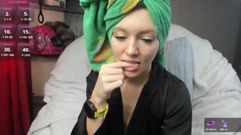 Foxy online show from 02/28/25, 03:26