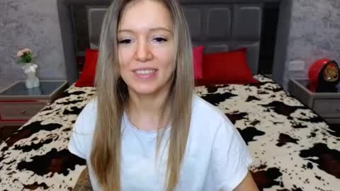 Foxy online show from 03/08/25, 03:50