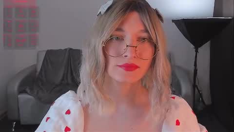 Sue online show from 01/21/25, 08:21