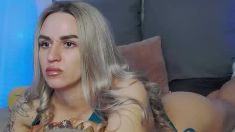 Snapshot of foxy_kimmi chatting on 02/11/26, 07:02 Foxy Kimmi online show from 02/11/26, 07:02