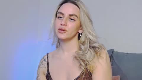 Snapshot of foxy_kimmi chatting on 02/28/26, 07:20 Foxy Kimmi online show from 02/28/26, 07:20