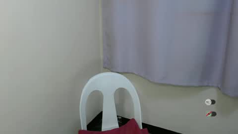 foxy_lei online show from 09/14/25, 10:42