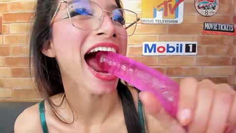 Loren online show from 03/04/26, 06:14