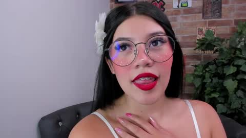 Loren online show from 04/08/26, 11:10