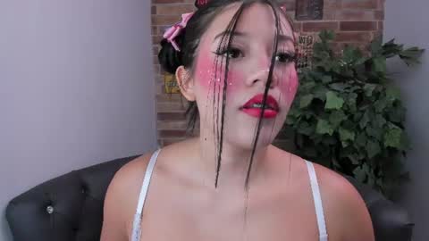 Loren online show from 07/02/26, 11:05
