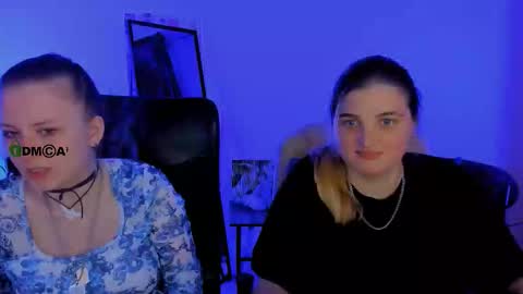 Snapshot of foxy_tease_ chatting on 10/10/25, 07:35 foxy_tease_ online show from 10/10/25, 07:35