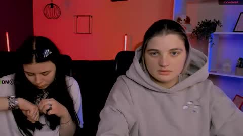 foxy_tease_ online show from 12/18/25, 08:15