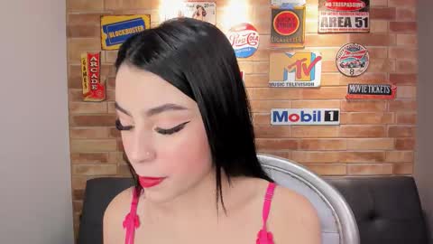 Snapshot of foxy_xiaomi chatting on 03/19/26, 11:14 Miss Xiaomi online show from 03/19/26, 11:14