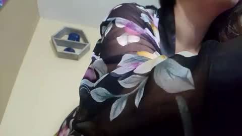 foxyanjel online show from 11/13/25, 04:39