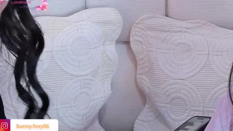 FOXY AND BUNNY online show from 03/08/26, 04:27