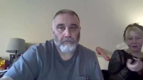 Snapshot of foxyfang chatting on 10/31/25, 03:13 foxyfang online show from 10/31/25, 03:13