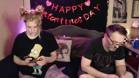 Snapshot of foxymalloryknoxy69 chatting on 02/15/25, 08:00 Mallory Koxx online show from 02/15/25, 08:00