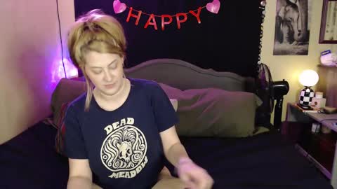 Mallory Koxx online show from 02/19/25, 07:39