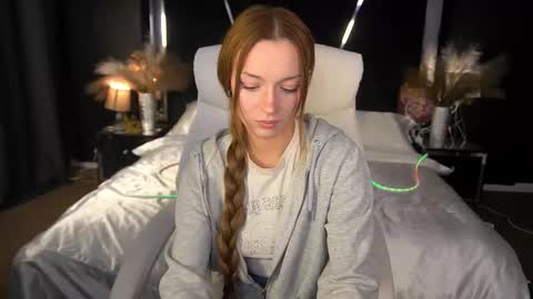 Maya online show from 11/09/25, 09:02