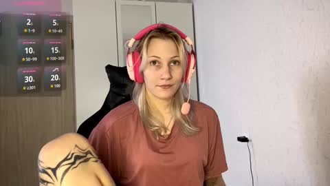 Kate online show from 11/23/25, 08:14