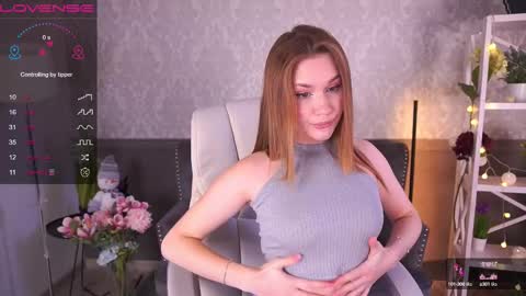 Snapshot of foxyykate chatting on 12/15/24, 07:13 Kate online show from 12/15/24, 07:13