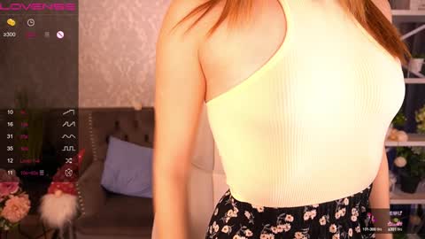 Snapshot of foxyykate chatting on 01/11/25, 07:06 Kate online show from 01/11/25, 07:06