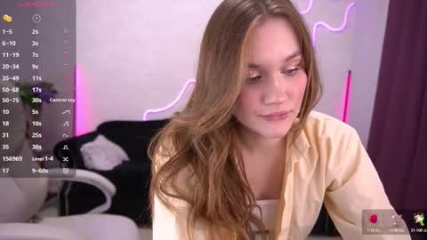 Snapshot of foxyykate chatting on 10/22/25, 09:03 Kate online show from 10/22/25, 09:03