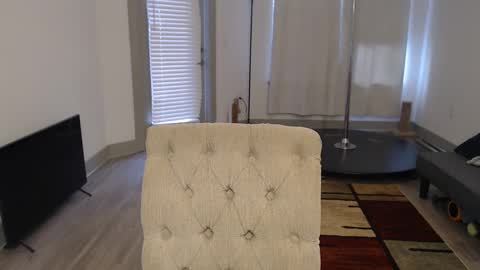 Angel online show from 02/15/25, 06:12