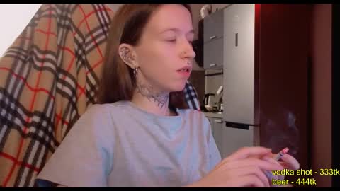 Snapshot of fran_bow chatting on 10/22/25, 07:24 fran_bow online show from 10/22/25, 07:24