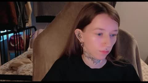 fran_bow online show from 05/14/26, 02:46