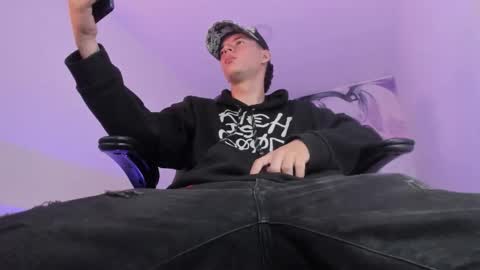 Fran online show from 12/15/25, 04:28