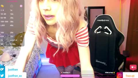 Snapshot of fran_qt chatting on 03/12/25, 05:49 Fran online show from 03/12/25, 05:49