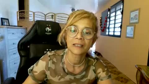 francelune online show from 05/24/26, 09:47