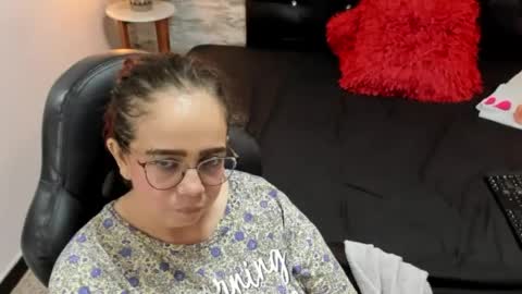          online show from 04/11/26, 07:45