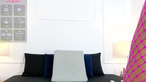 Snapshot of francesca_doll chatting on 06/10/26, 10:52 francesca_doll online show from 06/10/26, 10:52