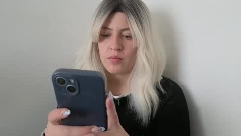 Francesca online show from 09/23/25, 07:39